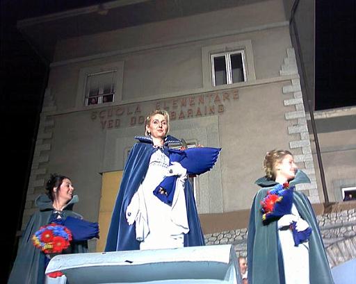ninfa e ancelle.jpg